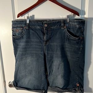 Hrydraulic jean shorts 24W